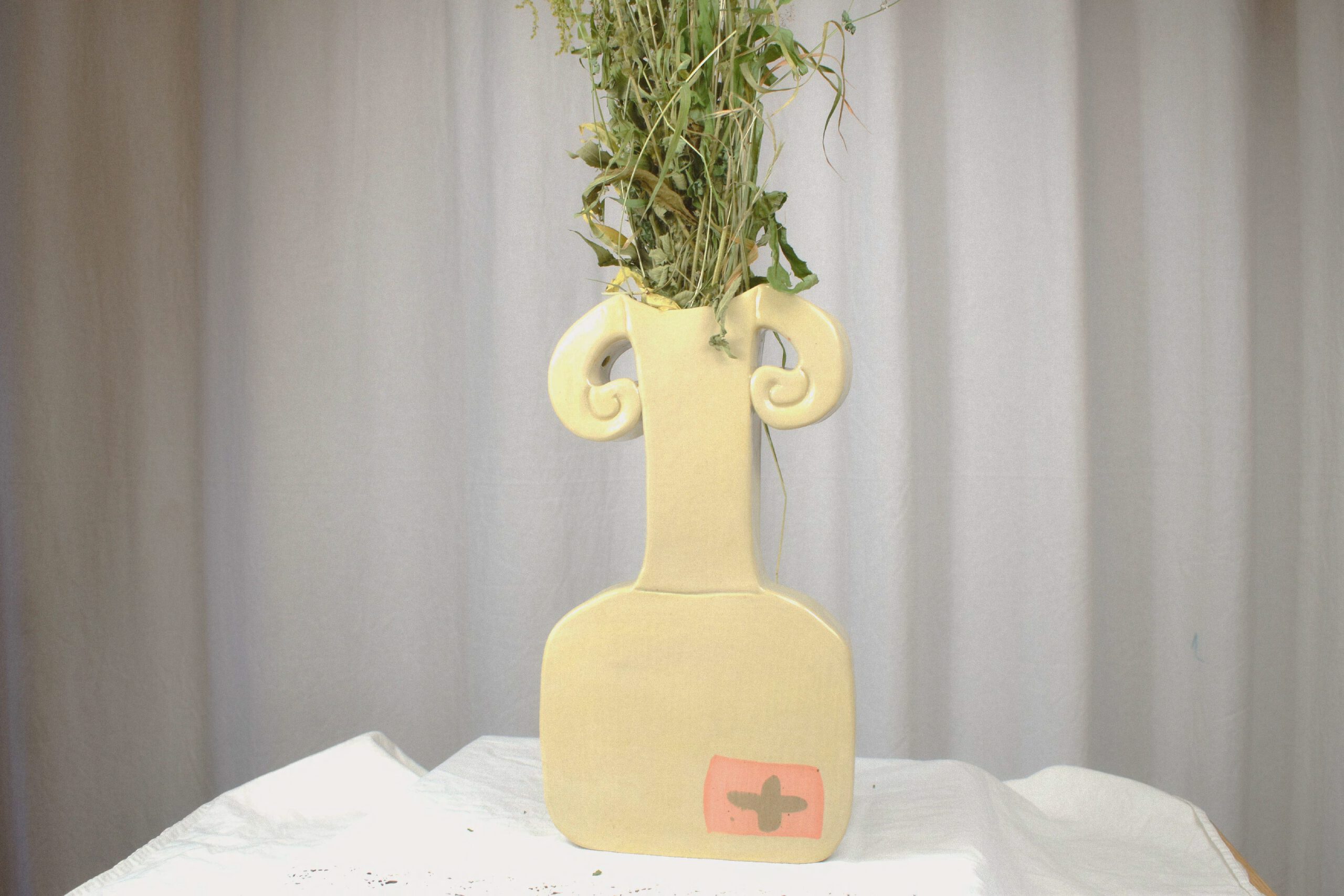 Buttercup Vase small